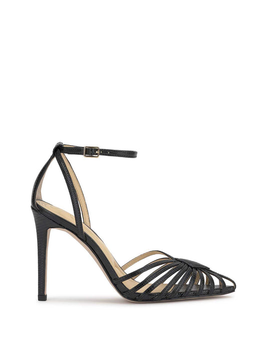 Jessica Simpson Paveri Pump in Black