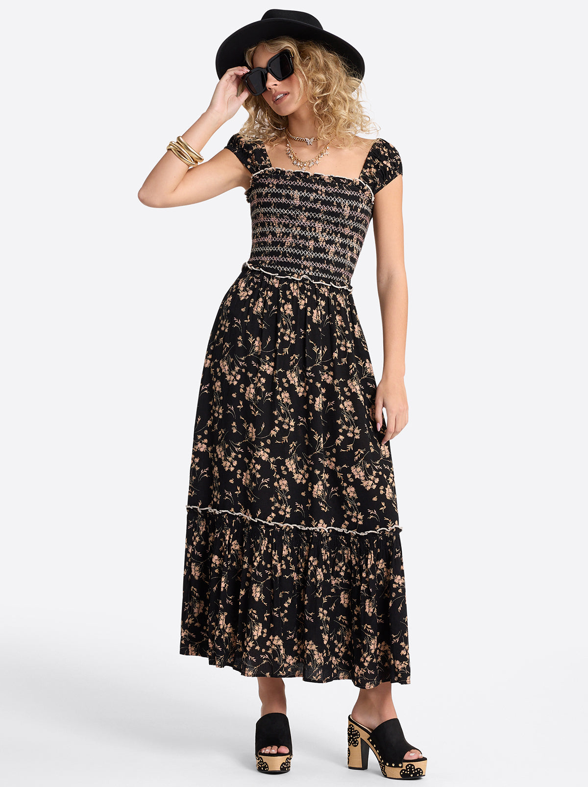 Jessica Simpson Clarice Maxi Dress in Obsidian Wispy Ditsies