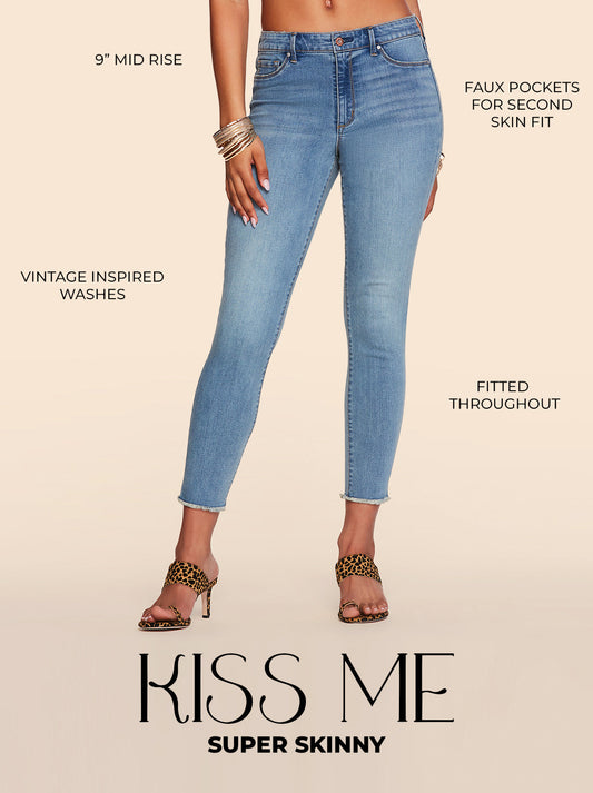 Jessica Simpson Kiss Me Skinny Jeans in Premium