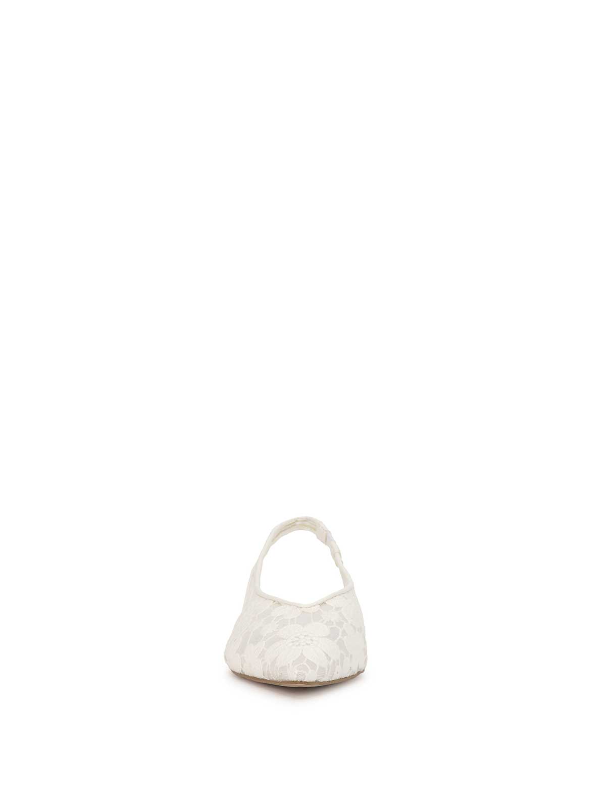Jessica Simpson Mezzah Flat in White