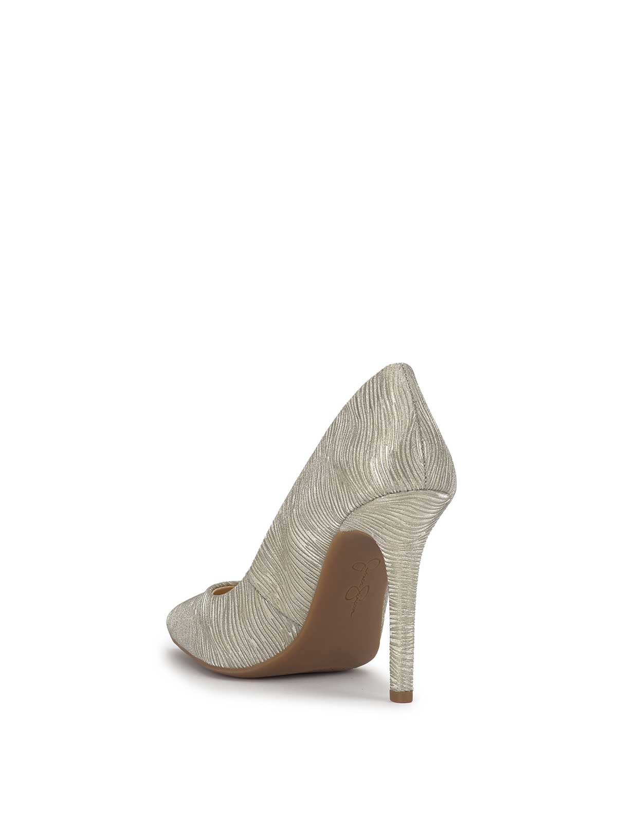 Jessica Simpson Cassani Pump in Light Gold