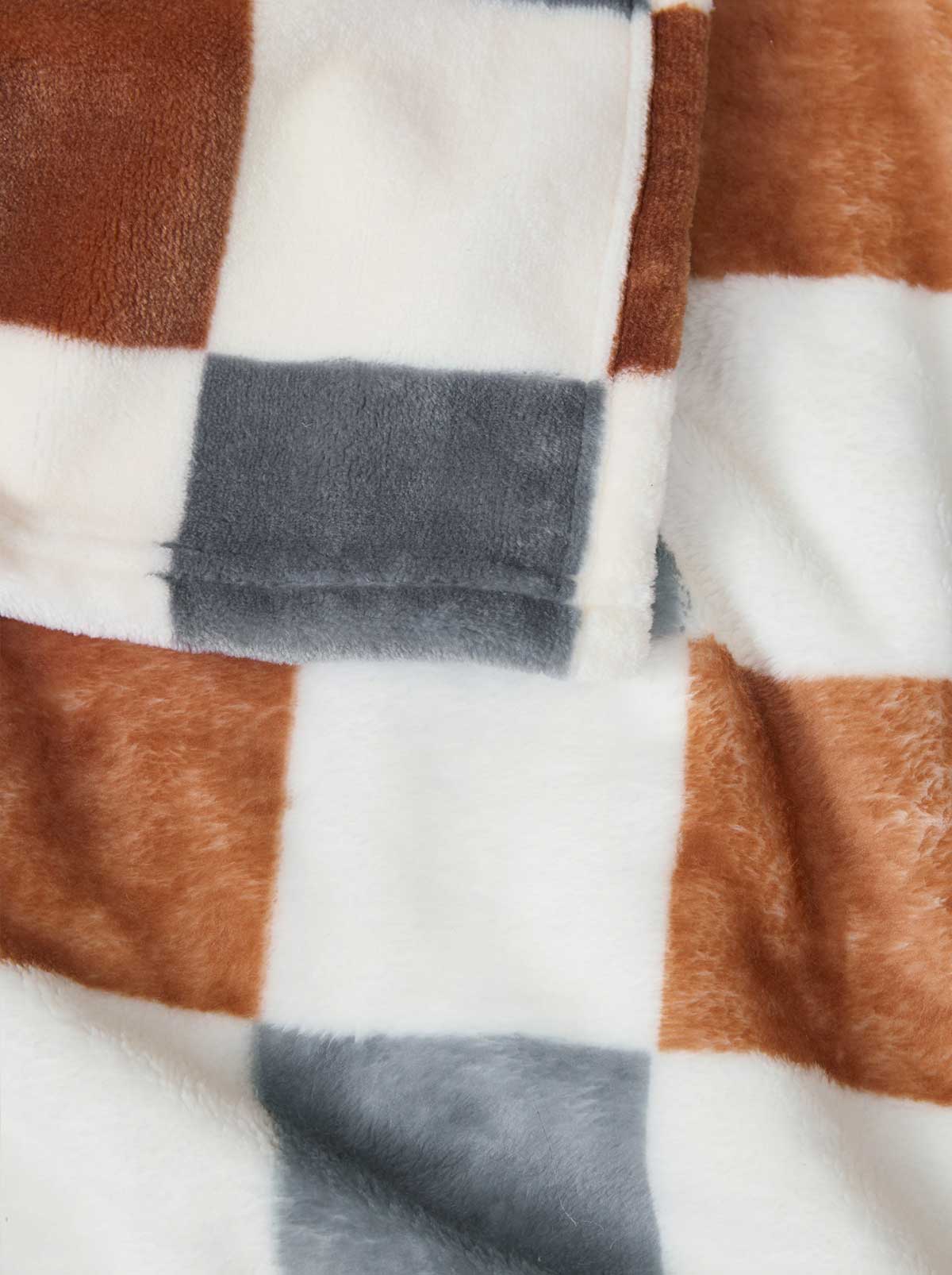 Jessica Simpson Emery Checkerboard Plush Throw in Rust & Grey