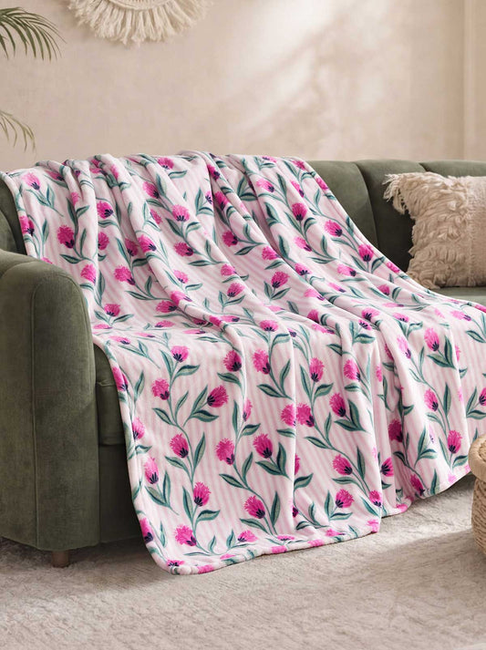 Jessica Simpson Tulip Stripe Pink Plush Throw Blanket