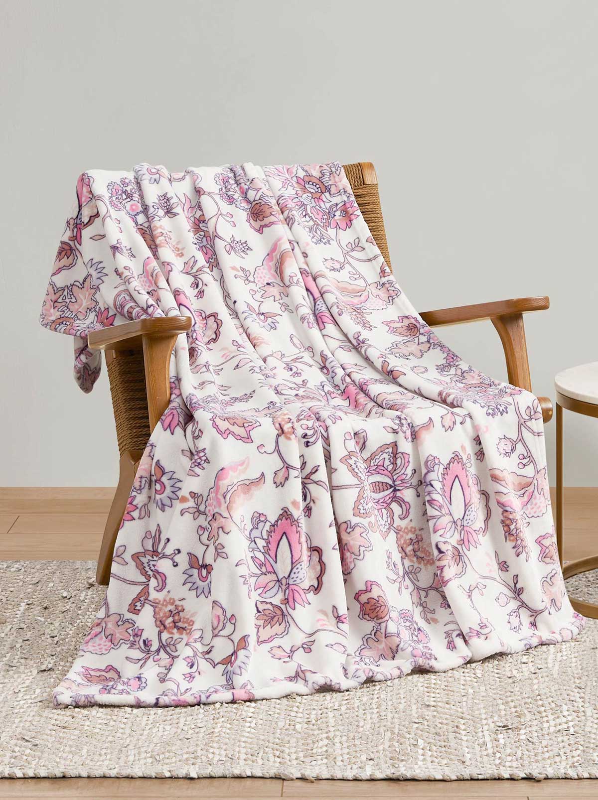Jessica Simpson Bertha Rose Lilac Plush Throw Blanket