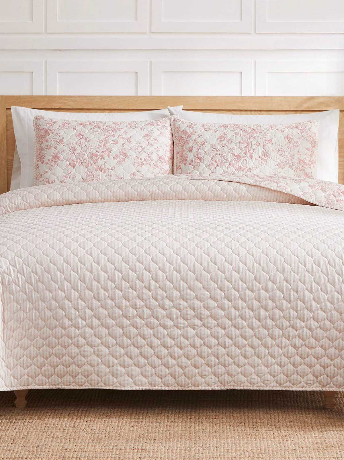 Jessica Simpson Camilla Quilt Set
