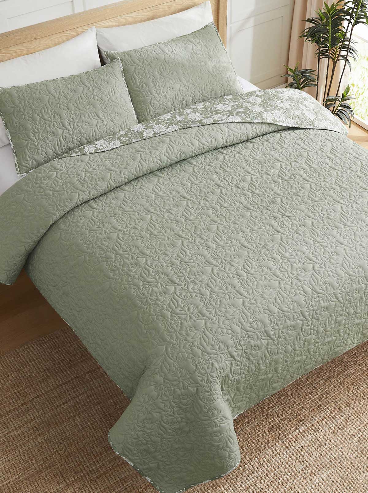 Jessica Simpson Fiona Quilt Set