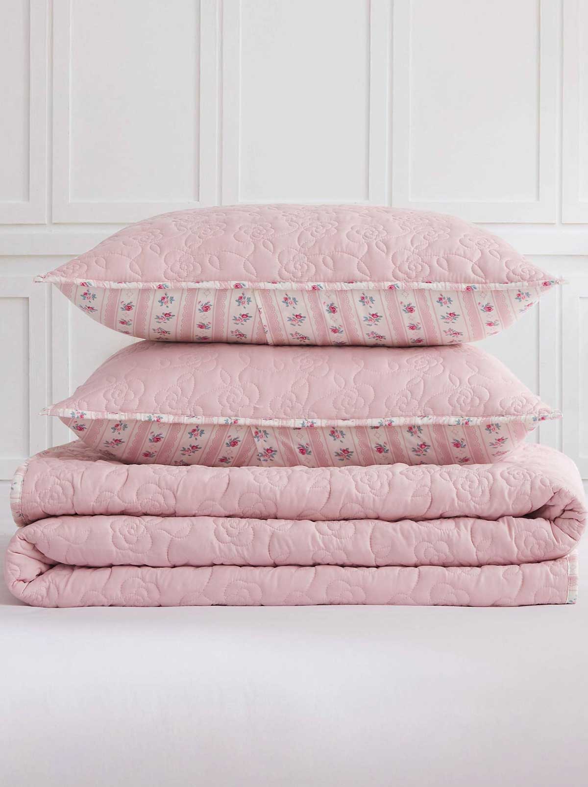 Jessica Simpson Hazel Quilt Set