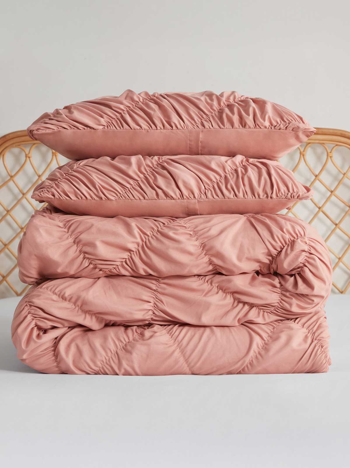 Jessica Simpson Emmy Textured Comforter Set in Antique Rose